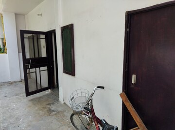 Staircase in 2 BHK Independent House at Gomti Nagar – for Rent