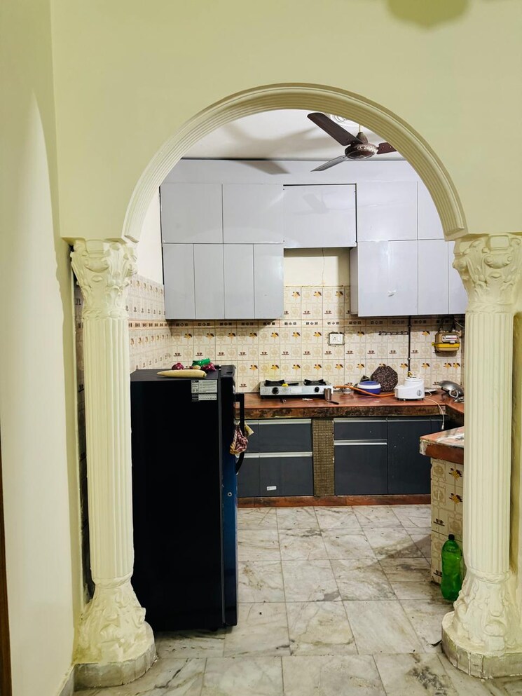 Kitchen, garur-golf-island 3 Bedroom 1900 Sq.Ft. Apartment In Sector 19b Dwarka Delhi 8670519