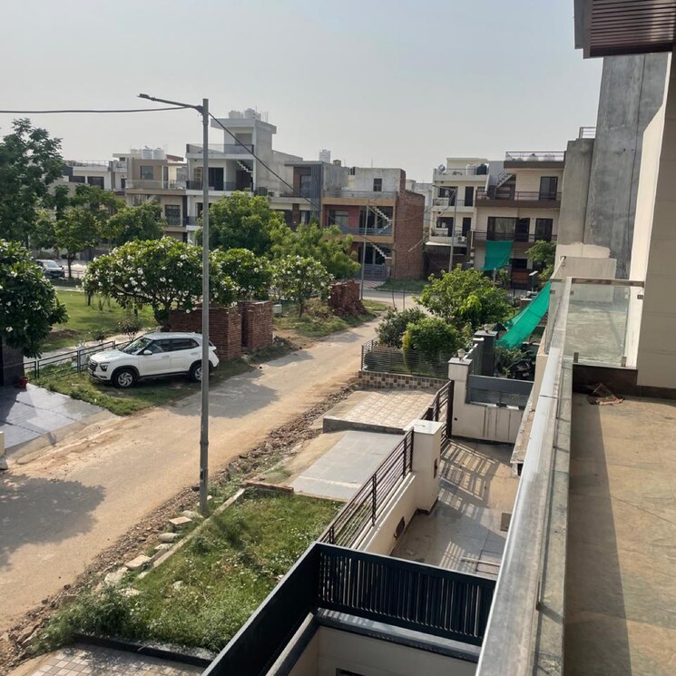 Balcony, aerocity  250 Sq.Yd. Plot In Aerocity Mohali 8670513