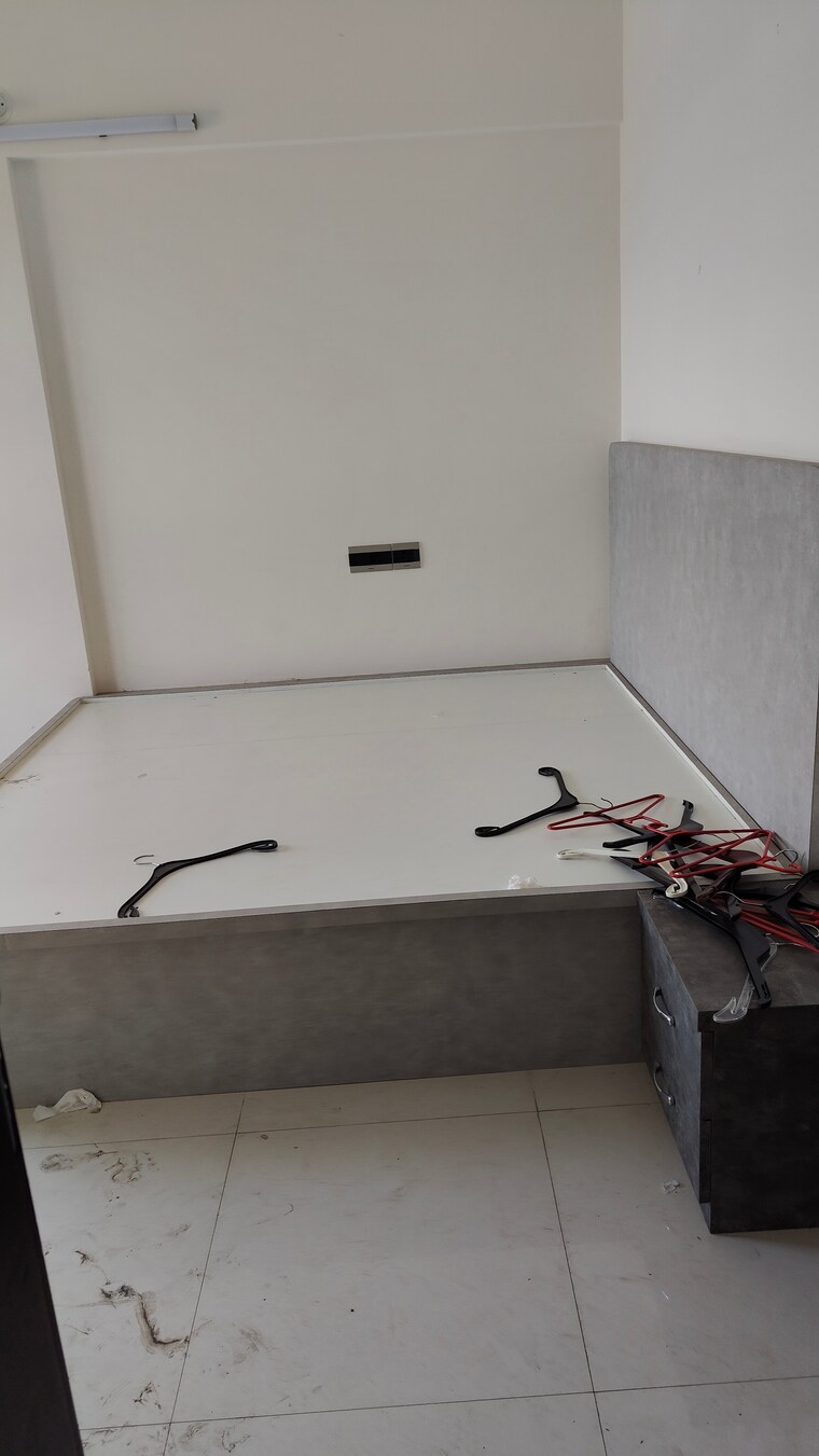 undefined, nyati-evolve-1 2 Bedroom 810 Sq.Ft. Apartment In Magarpatta City Pune 8670529