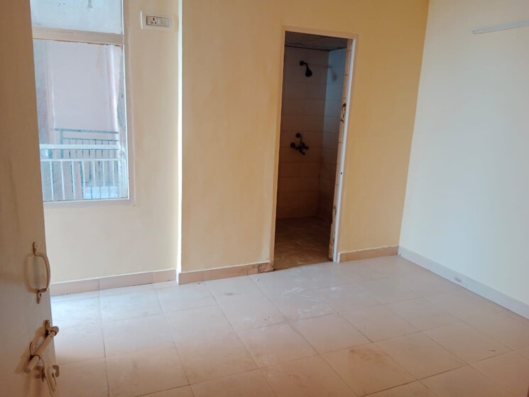 Room, conscient-habitat-78 3 Bedroom 650 Sq.Ft. Apartment In Sector 78 Faridabad 8670541