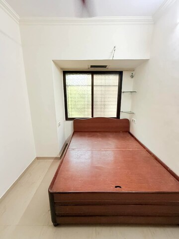 Room in 1 BHK Apartment at Andheri West – for Rent