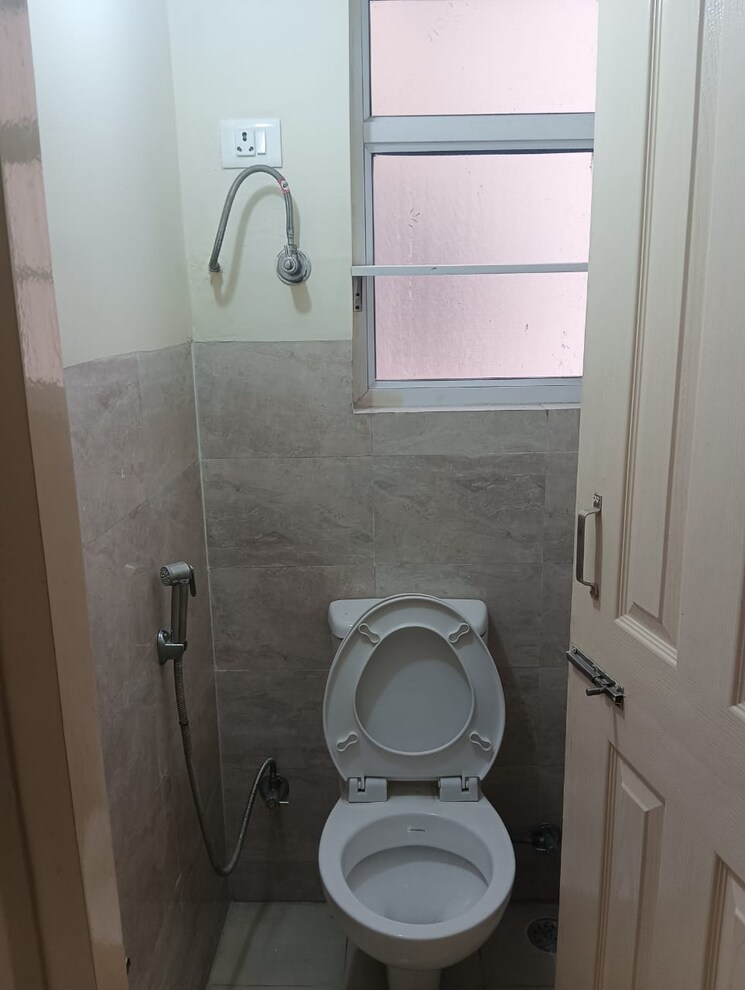 Bathroom, wave-executive-floors 2 Bedroom 900 Sq.Ft. Apartment In Wave City Ghaziabad 8670545