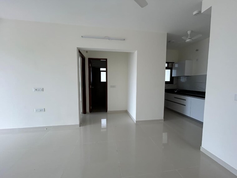 Room, magarpatta-nova 2.5 Bedroom 850 Sq.Ft. Apartment In Mundhwa Pune 8670539