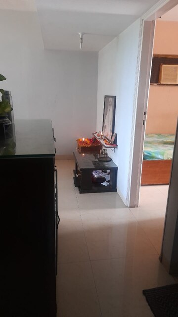 Furnished Amenities in 1 BHK Apartment at Palm Spring Centre, Malad West – for Rent