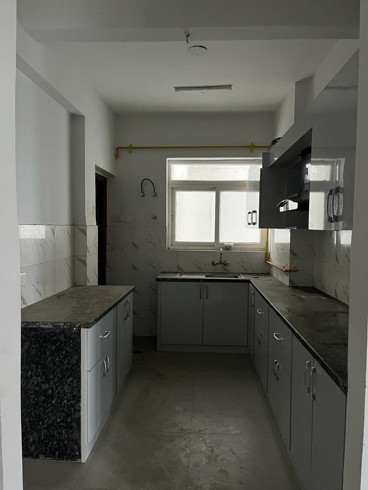 Kitchen, urbtech-hilston 3 Bedroom 1650 Sq.Ft. Apartment In Sector 79 Noida 8670554