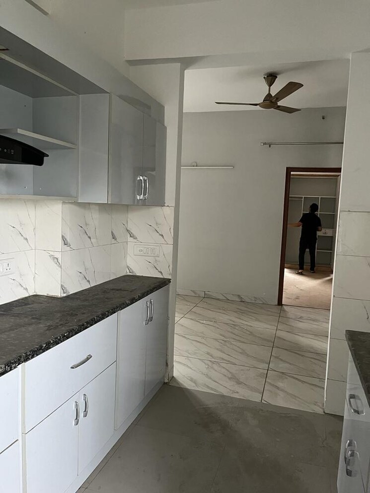 Kitchen, urbtech-hilston 3 Bedroom 1650 Sq.Ft. Apartment In Sector 79 Noida 8670554