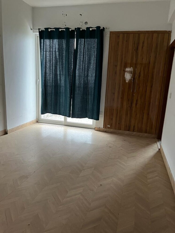 Room, urbtech-hilston 3 Bedroom 1650 Sq.Ft. Apartment In Sector 79 Noida 8670554