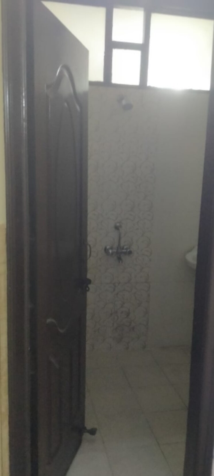 Bathroom, sector 46 3 Bedroom 110 Sq.Yd. Builder Floor In Sector 46 Gurgaon 8670610