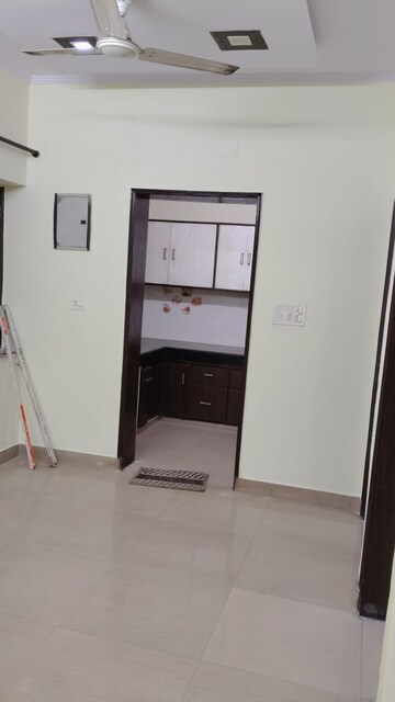 2 BHK Apartment For Rent in Garur Golf Island, Sector 19b Dwarka