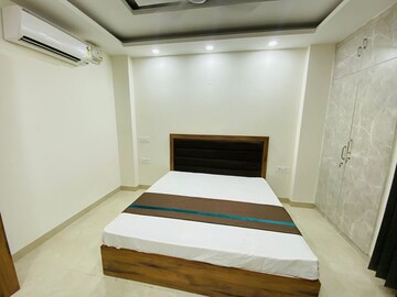 Bedroom in 2 BHK Builder Floor at AEZ Aloha, Sector 57 – for Rent