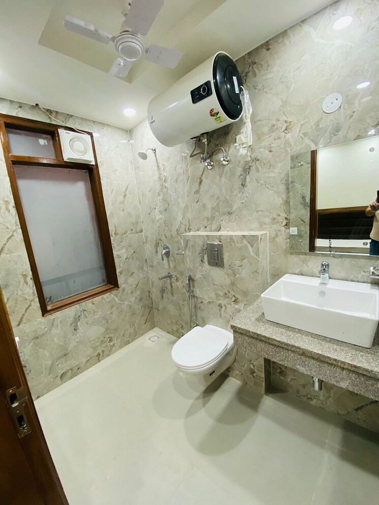 Team Area, aez-aloha 2 Bedroom 100 Sq.Yd. Builder Floor In Sector 57 Gurgaon 8670595