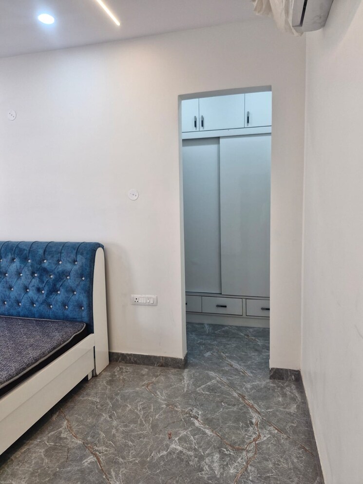 Room, emaar-palm-terraces-select 4 Bedroom 2410 Sq.Ft. Apartment In Sector 66 Gurgaon 8670614