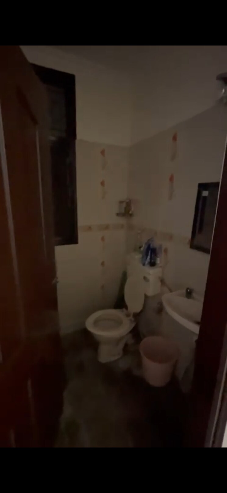 Bathroom, govindpuri 2 Bedroom 1000 Sq.Ft. Builder Floor In Govindpuri Delhi 8670678