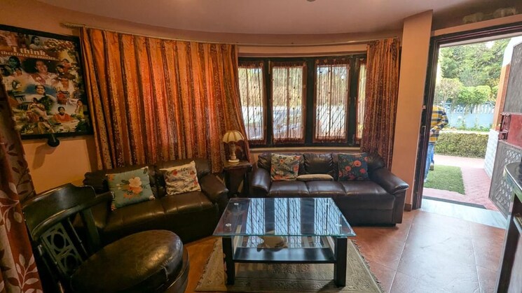 Living Room, new-millennium-apartments-rao-cghs 4 Bedroom 2200 Sq.Ft. Apartment In Sector 23 Dwarka Delhi 8670651