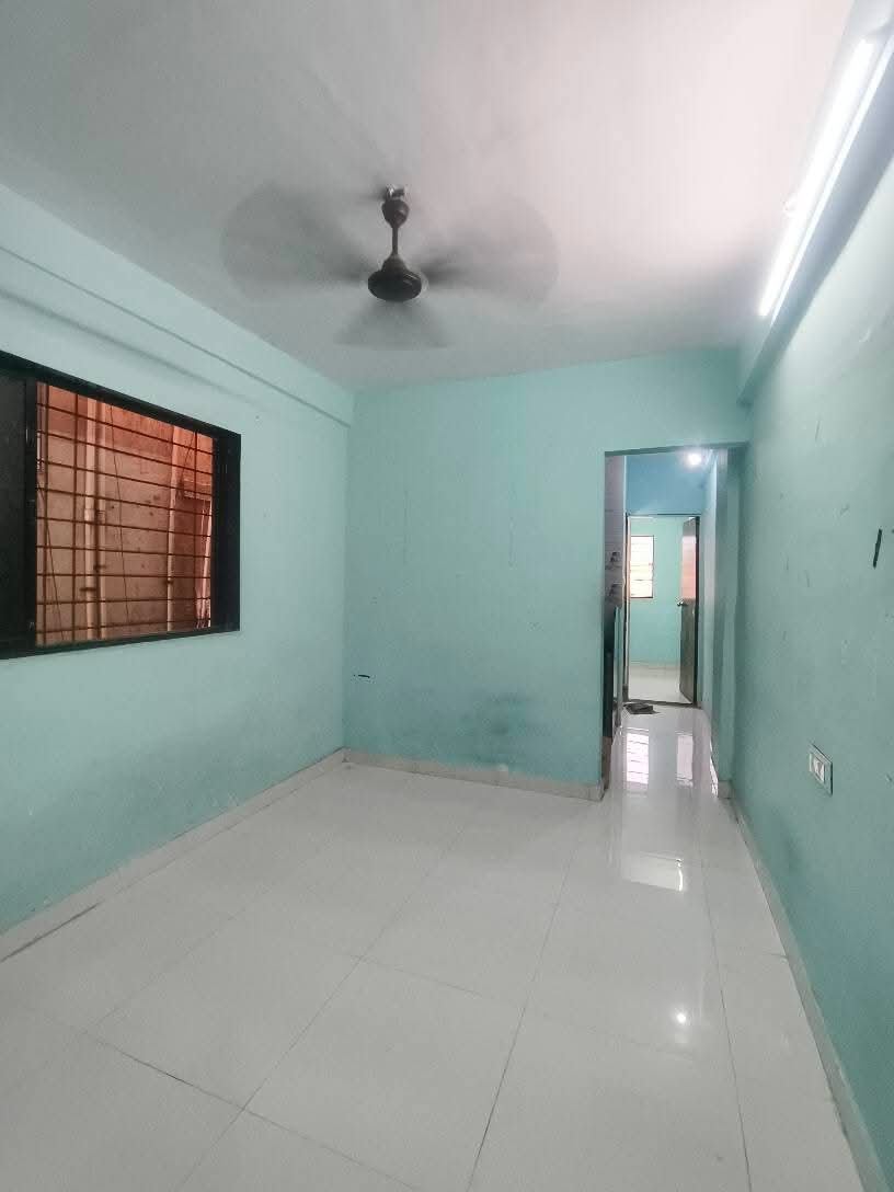 1 BHK 300 Sq.Ft. Apartment in Payal CHS Varsova