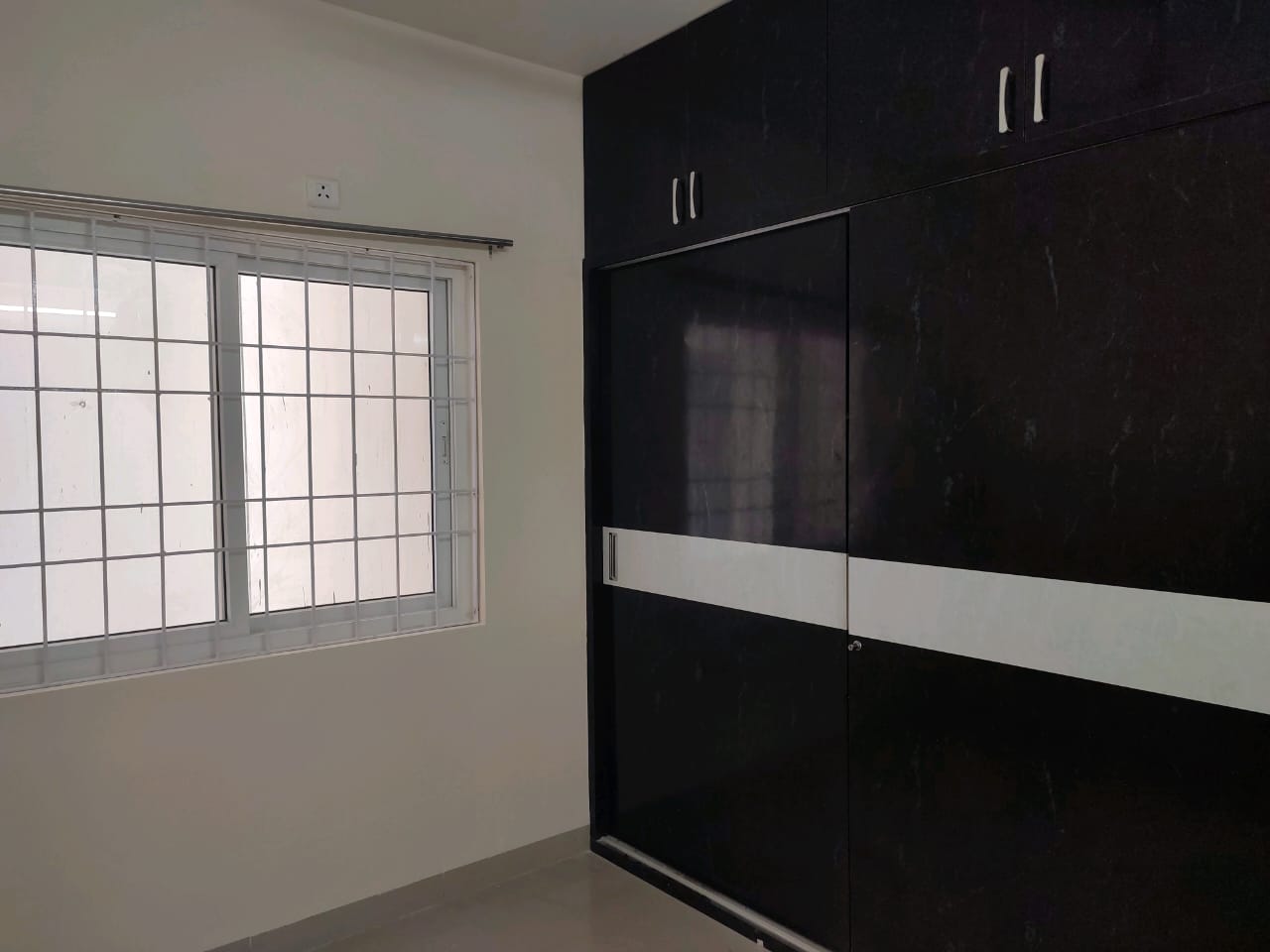 2 BHK Apartment For Rent in Prajay Megapolis