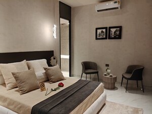 Bedroom in 2 BHK Apartment at Roswalt Raya, Chembur – for Sale