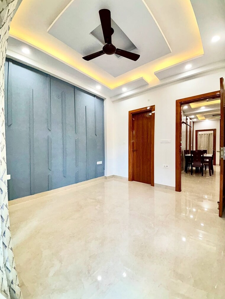 Room, puri-kohinoor 3 Bedroom 1163 Sq.Ft. Builder Floor In Sector 89 Faridabad 8670686