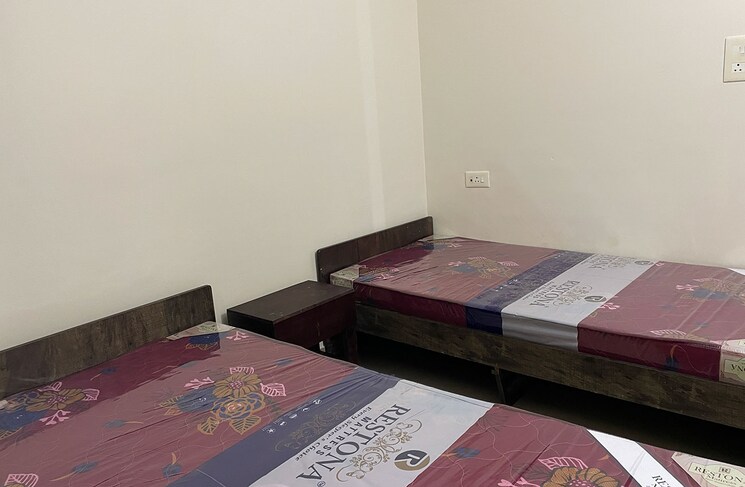 Room, kasarvadavali Pg For Boys In Kasarvadavali 8670696