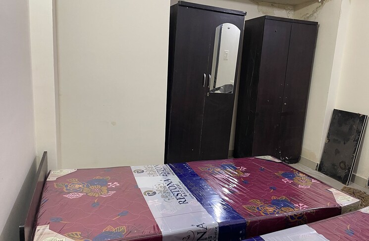 Room, kasarvadavali Pg For Boys In Kasarvadavali 8670696