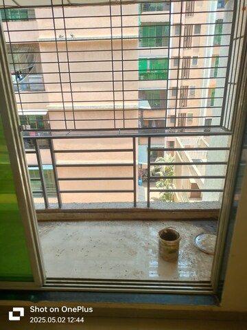 Room in 1 BHK Apartment at Deeplaxmi Shreeji Meadows, Katrap – for Rent