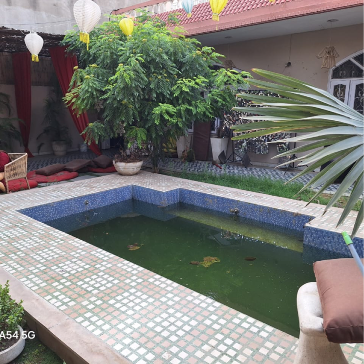 Balcony, sector 23 2.5 Bedroom 1200 Sq.Ft. Independent House In Sector 23 Gurgaon 8670728