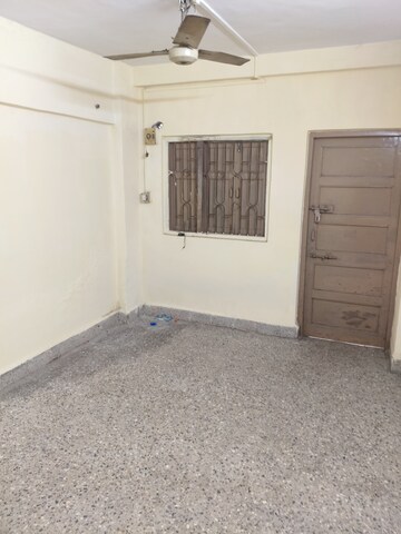  Shop For Rent in Aditya Apartments Kalyan West, Kalyan West
