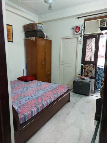 Bedroom in 2 BHK Apartment at Panchsheel Greens II, Sector 16 Greater Noida – for Rent