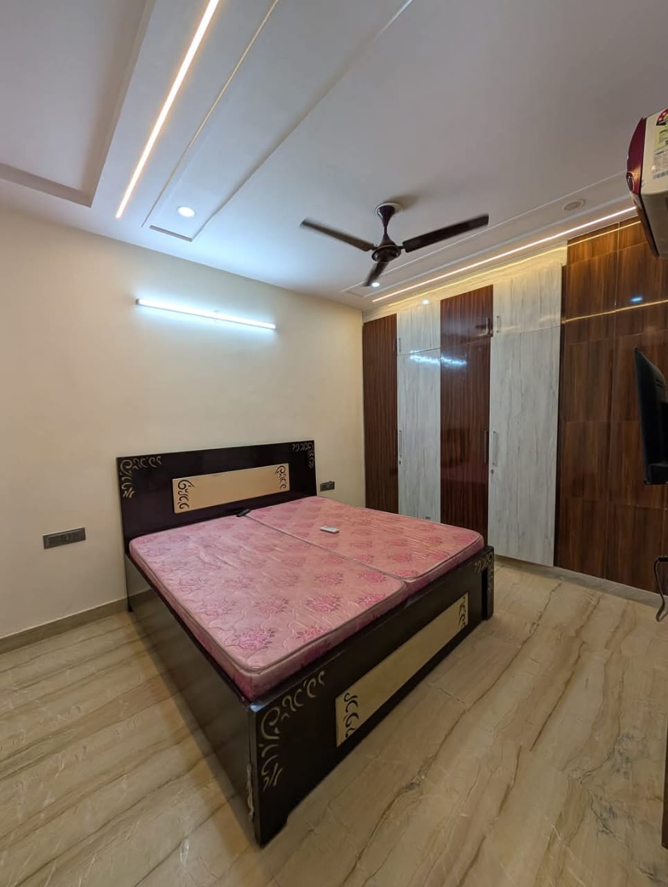 2 BHK + Pooja Room Apartment For Sale in Himgiri Enclave