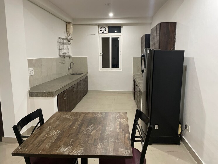 Team Area, hextax-commune 3 Bedroom 1500 Sq.Ft. Apartment In Golf Course Road Gurgaon 8670896