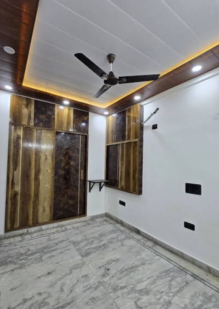 Room, veera-safdarjung-enclave 3 Bedroom 1400 Sq.Ft. Builder Floor In Safdarjung Enclave Delhi 8670933