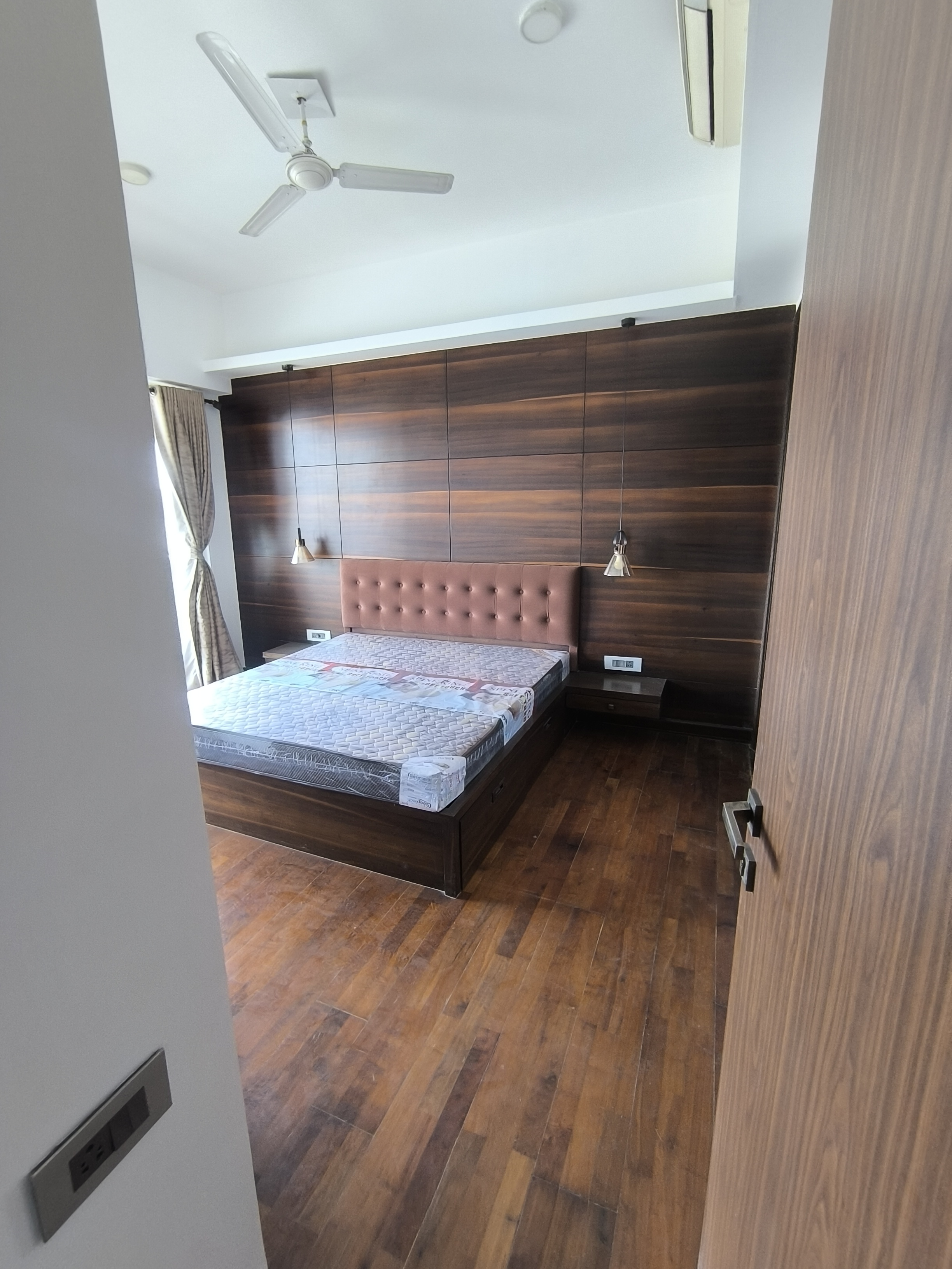 3 BHK + Pooja Room Apartment For Rent in Omkar Alta Monte