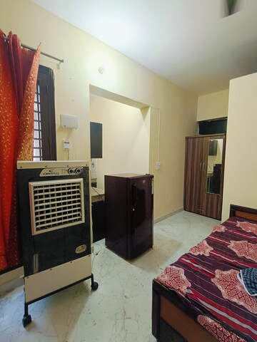Room in 1 RK Apartment at Sunny Enclave – for Rent