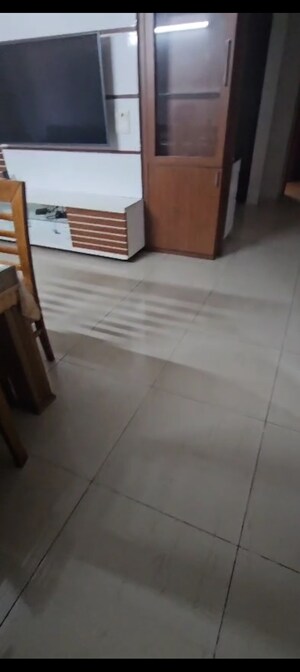 Room in 3 BHK Apartment at KM Residency, Raj Nagar Extension – for Sale