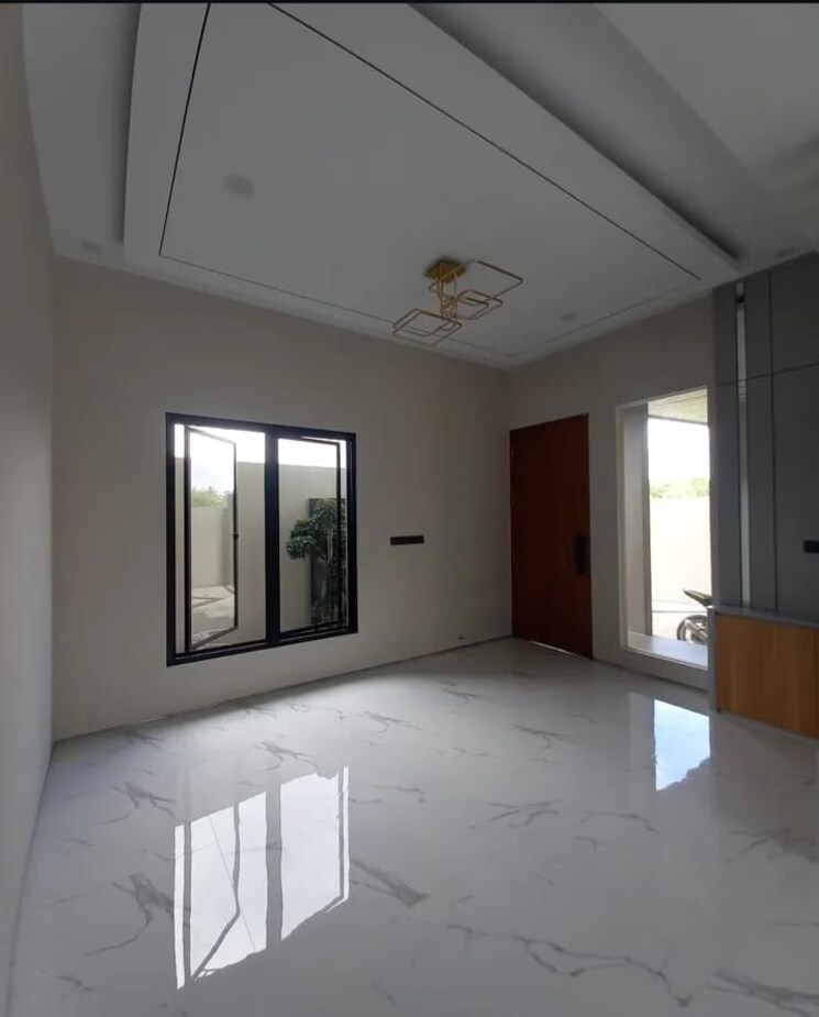 Room, sector 33 3 Bedroom 3150 Sq.Ft. Builder Floor In Sector 33 Faridabad 8670984