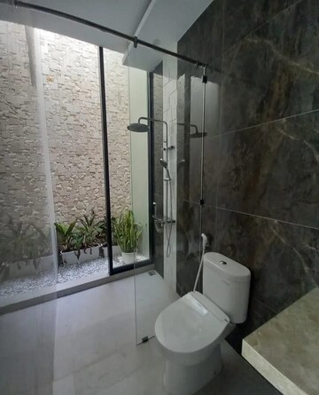 Bathroom in 3 BHK Builder Floor at Sector 33 – for Sale