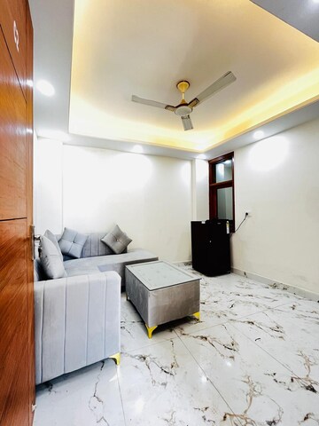 1 BHK Builder Floor For Rent in Saket