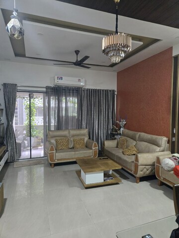 Living Room in 3 BHK Apartment at Thaltej – for Rent