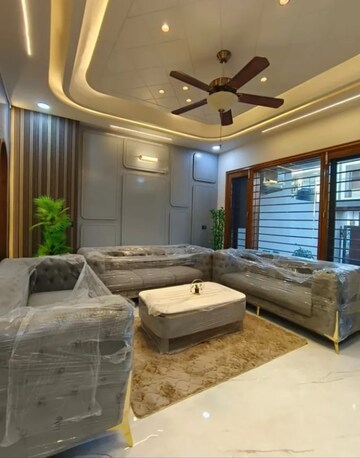 Kitchen in 4 BHK Builder Floor at Sector 29 – for Sale