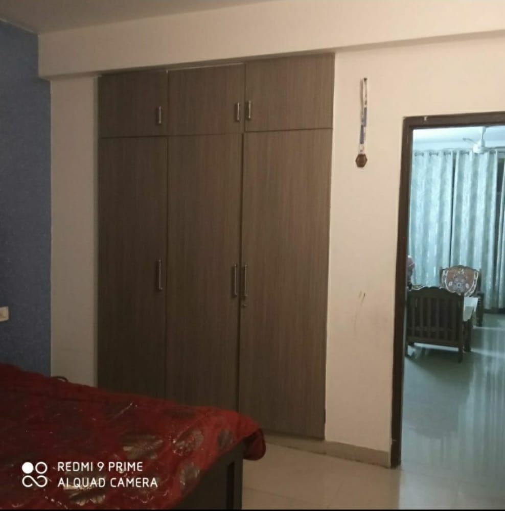 3 BHK + Servant Room Apartment For Rent in Aura Homes