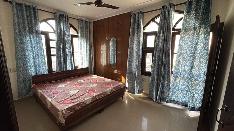 Bedroom, sector 40 2 Bedroom 190 Sq.Yd. Builder Floor In Sector 40 Gurgaon 8671067