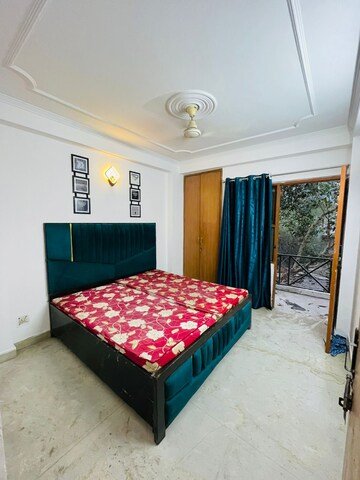 Bedroom in 3 BHK Builder Floor at Saket – for Rent