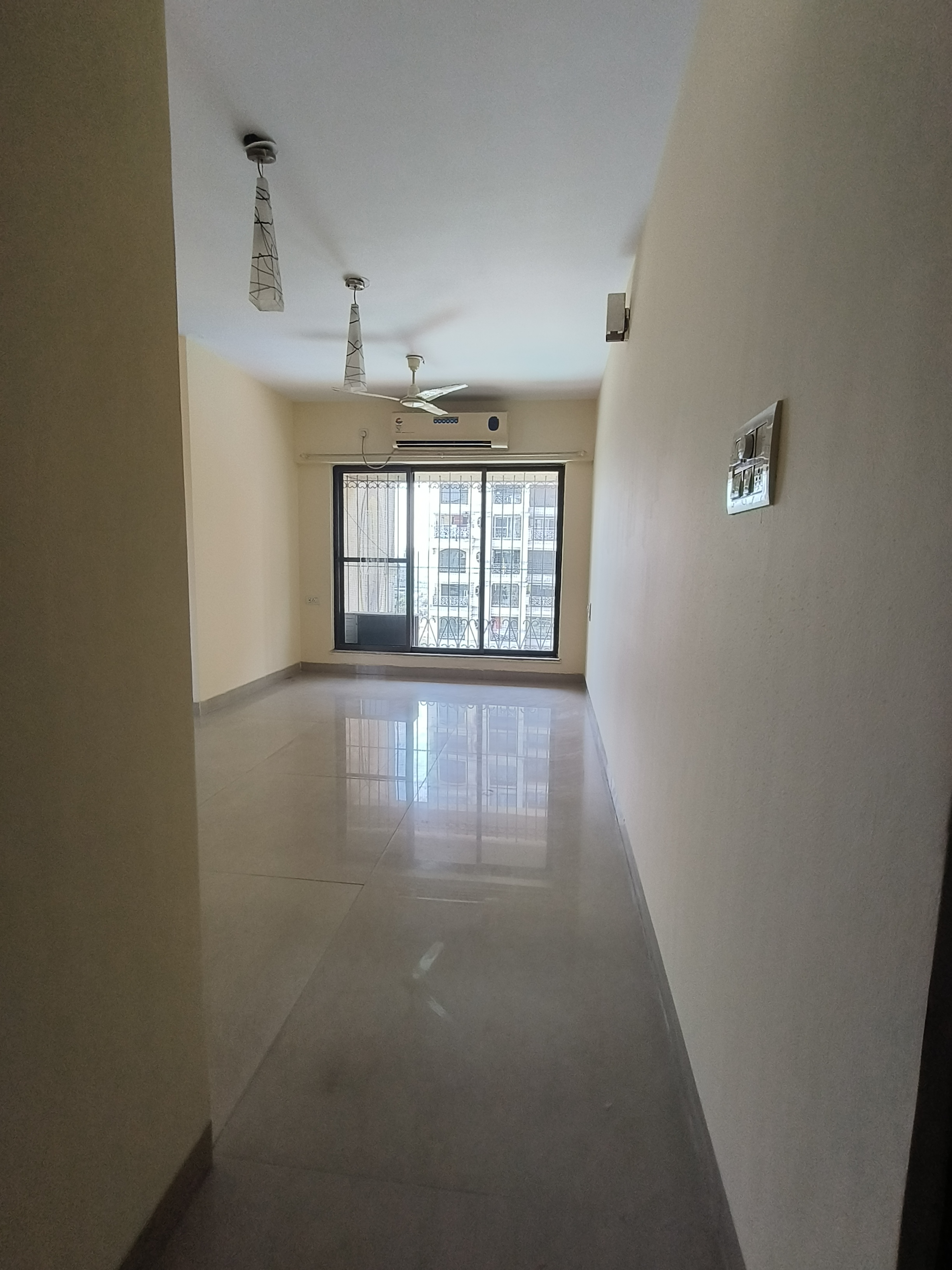 3 BHK + Study Room 1033 Sq.Ft. Apartment in Paradise Sai Aaradhya