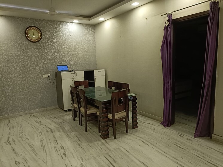 Gym, sector 15a 6 Bedroom 2150 Sq.Ft. Independent House In Sector 15a Faridabad 8671088