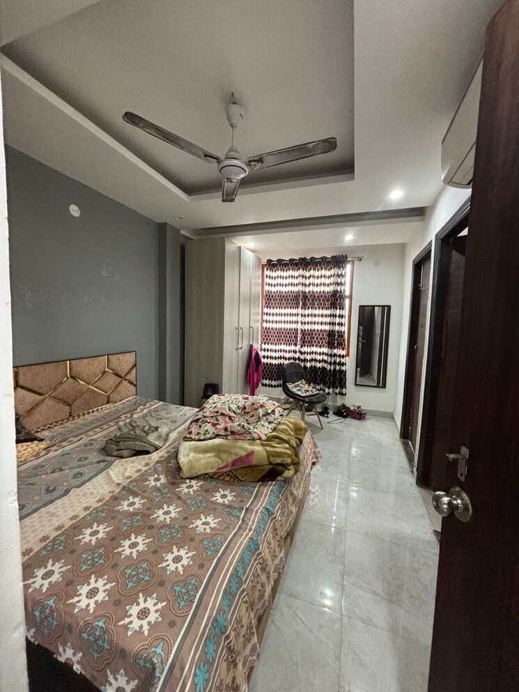 Bedroom, empire-floors 1 Bedroom 600 Sq.Ft. Builder Floor In Sector 57 Gurgaon 8671080