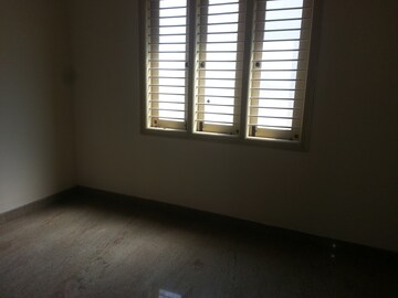 Room in 2 BHK Independent House at Rt Nagar – for Rent