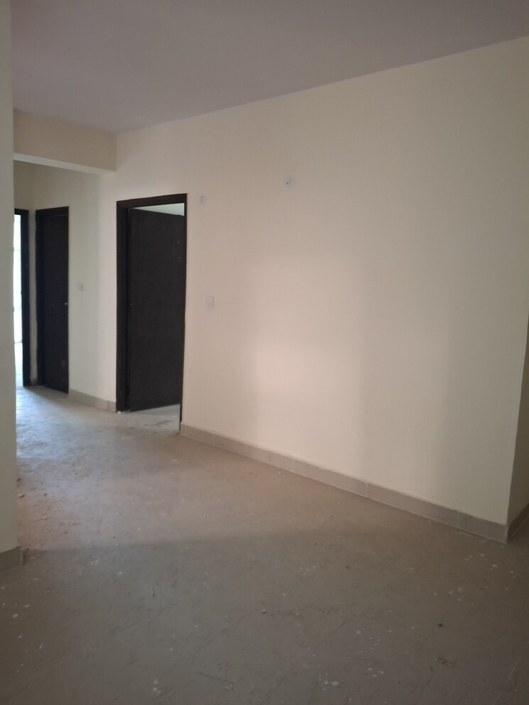 undefined, km-residency 3.5 Bedroom 1360 Sq.Ft. Apartment In Raj Nagar Extension Ghaziabad 8671110