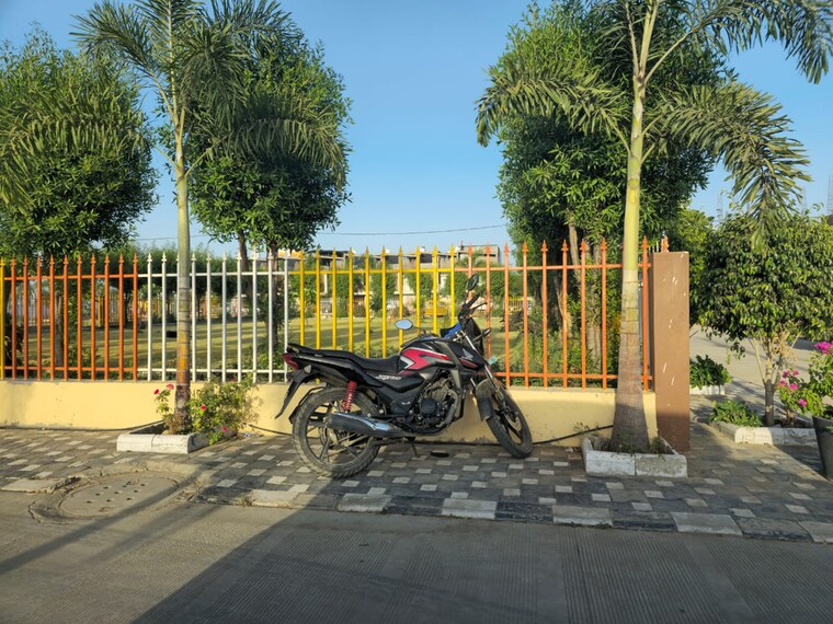  Parking, mayakhedi 5 Bedroom 1500 Sq.Ft. Independent House In Mayakhedi Indore 8671158