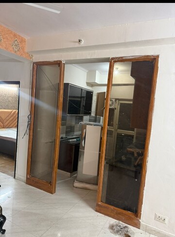 Furnished Amenities in 2 BHK Apartment at Maxblis White House, Sector 75 – for Rent